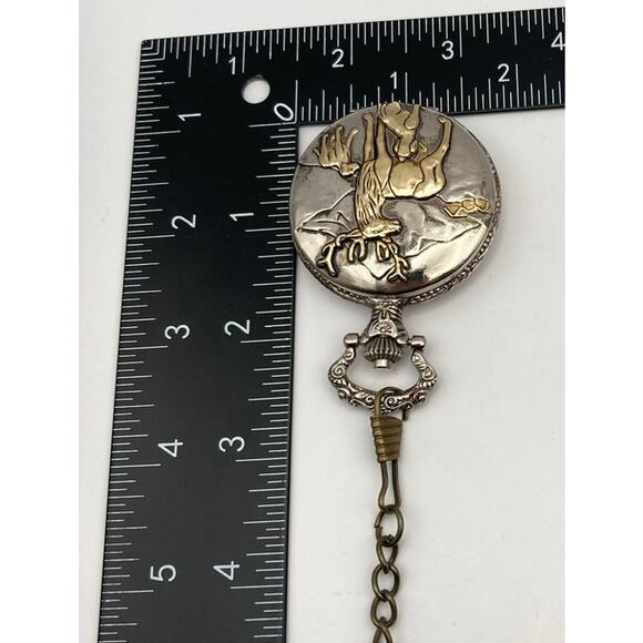 Milan Pocket Watch Mens Full Hunter 3D Deer Front - New Battery - Has Chain Clip - Picture 10 of 10